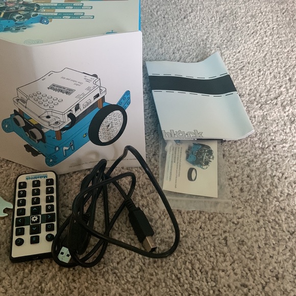 Makeblock mBot - all items included - fully functioning - Picture 6 of 7